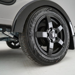 14" alloy wheels