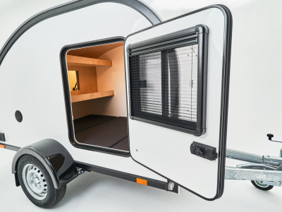 2 side doors