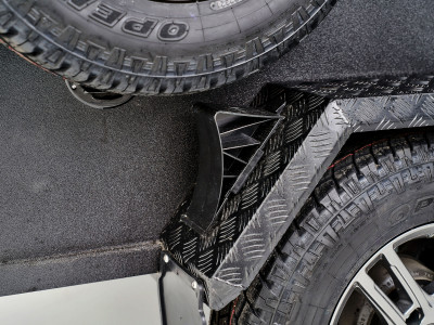 Aluminum fenders