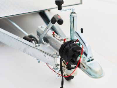Braked chassis
